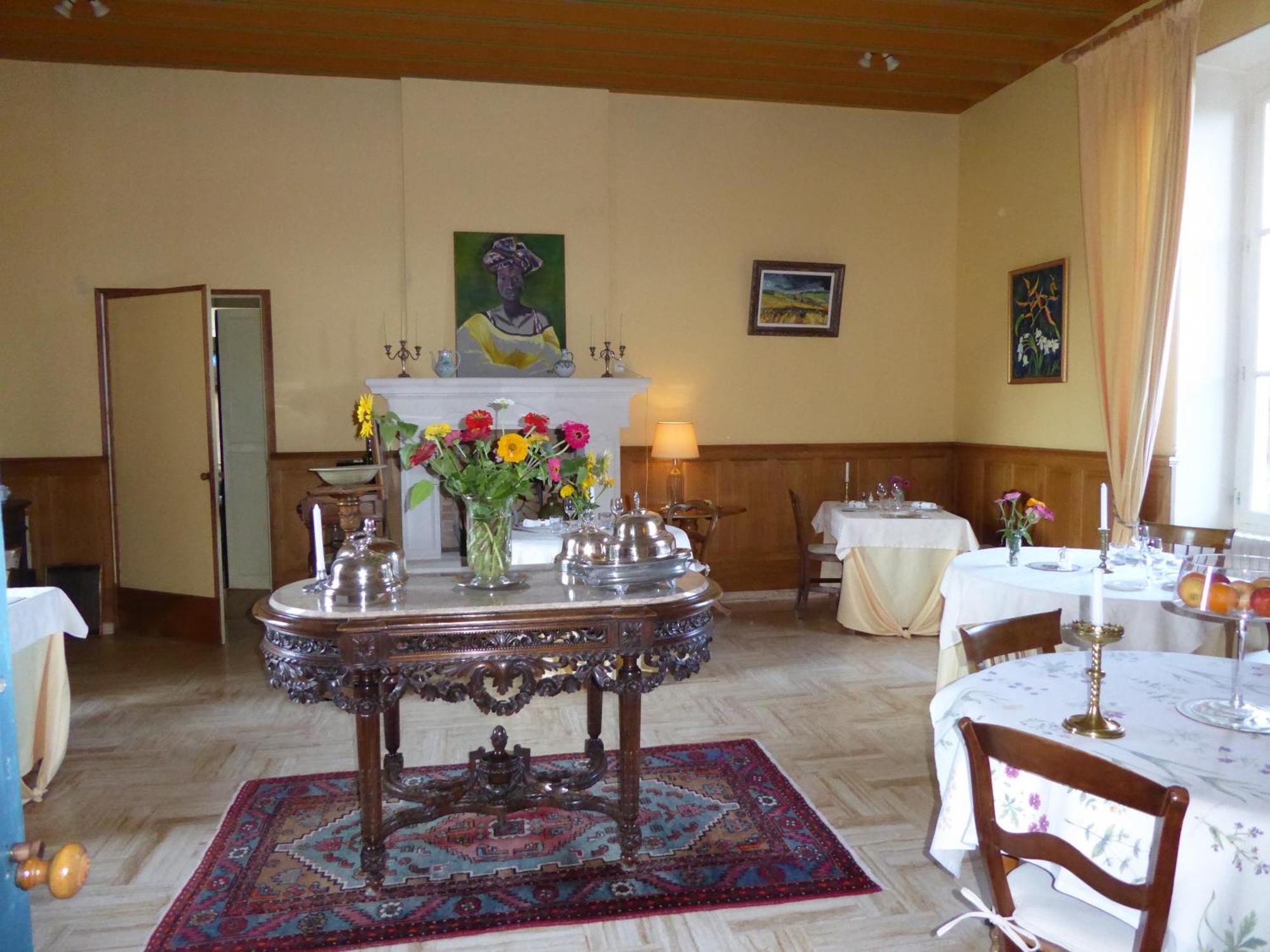 Chateau Des Salles Saint-Fort-sur-Gironde Εξωτερικό φωτογραφία