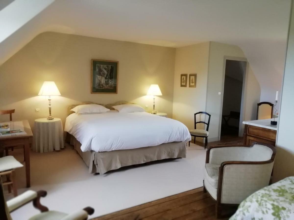 Chateau Des Salles Saint-Fort-sur-Gironde Εξωτερικό φωτογραφία